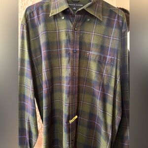 Tommy Hilfiger Men's Green and Brown Plaid Shirt